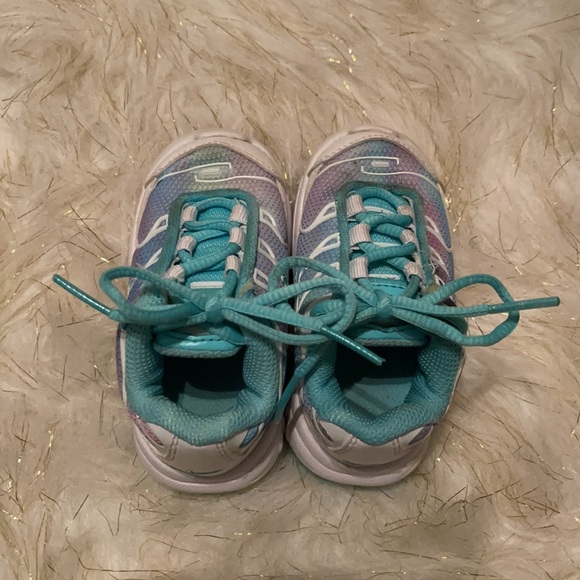 Nike | Unicorn | size 4c - Picture 9 of 10